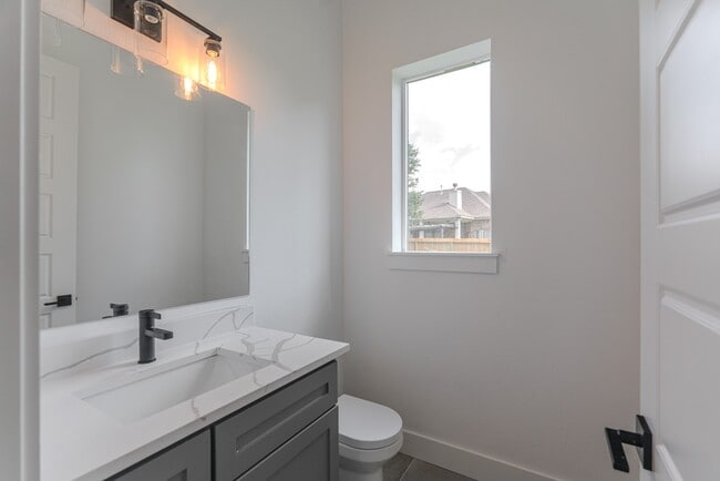 property at 624 Edgewood Dr