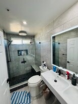 13661 Kings Canyon Ct in Fontana, CA - Building Photo