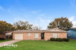 2514 Old North Rd in Garland, TX - Building Photo