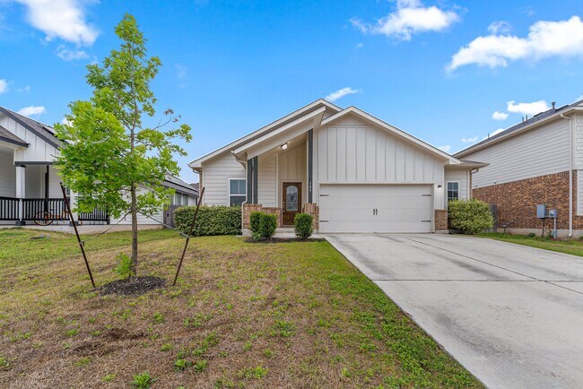 149 Biscayne Dr in Niederwald, TX - Building Photo - Building Photo