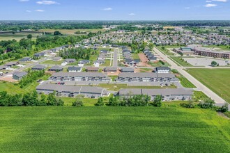 Tranquil Trails in De Pere, WI - Building Photo - Building Photo