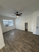 850 NW 2nd St in Miami, FL - Building Photo - Building Photo