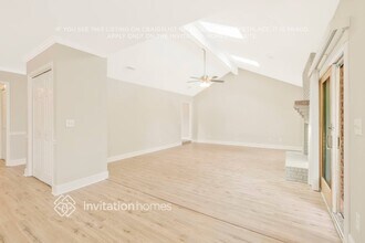 2241 Staggerbush Dr in Jacksonville, FL - Foto de edificio - Building Photo