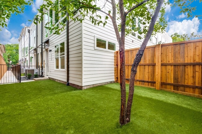 property at 6319 Richmond Ave