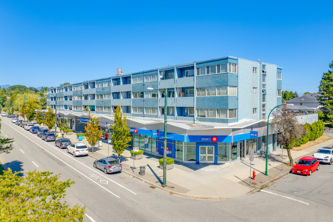 Cambie Plaza in Vancouver, BC - Building Photo