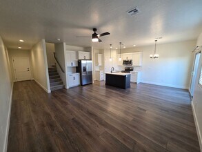 2145 380 S in Hurricane, UT - Building Photo - Building Photo