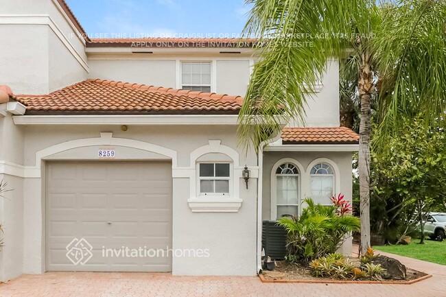 property at 8259 Vía Serena