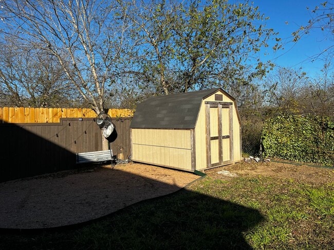 10622 Gaylord Dr in San Antonio, TX - Building Photo - Building Photo
