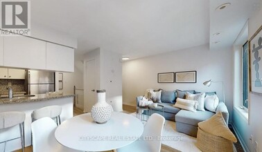 18-1018 Laidlaw St in Toronto, ON - Building Photo - Building Photo