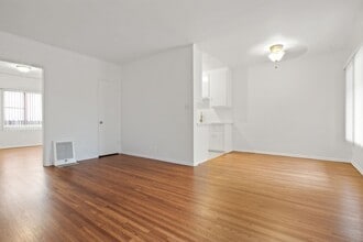 500 California Ave in Santa Monica, CA - Building Photo - Building Photo