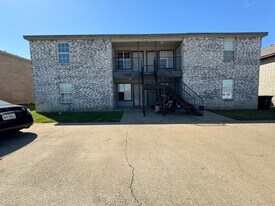 3203 Toledo Dr in Killeen, TX - Building Photo