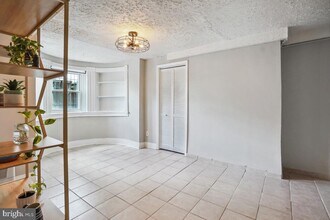 471 Florida Ave NW in Washington, DC - Building Photo - Building Photo