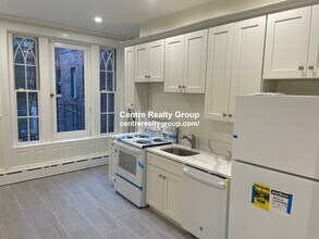 1712 Beacon St, Unit 1 in Brookline, MA - Building Photo - Building Photo