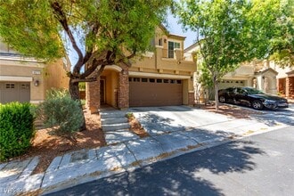 10275 Headrick Dr in Las Vegas, NV - Building Photo - Building Photo