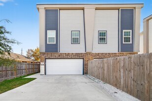 10021 Alfred Ln in Houston, TX - Building Photo