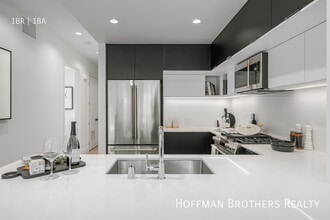 200 N Toluca St in Los Angeles, CA - Building Photo - Building Photo