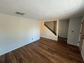 6271 Fairway Ave SE in Salem, OR - Building Photo - Building Photo
