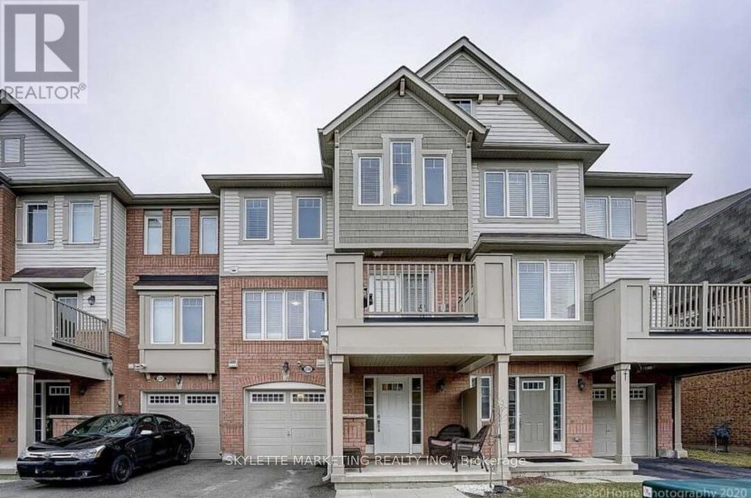 238 Mortimer Cres in Milton, ON - Building Photo