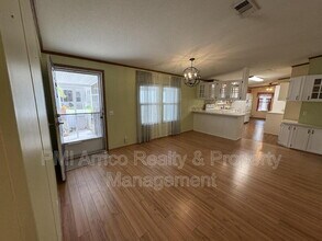 616 Klickety Klak Ln in Valrico, FL - Building Photo - Building Photo