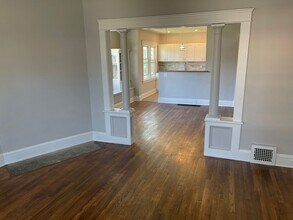 11916 Hamlen Ave-Unit -a71e7929-25d8-11ed-bb32-028ee4a5e61d in Cleveland, OH - Building Photo - Building Photo