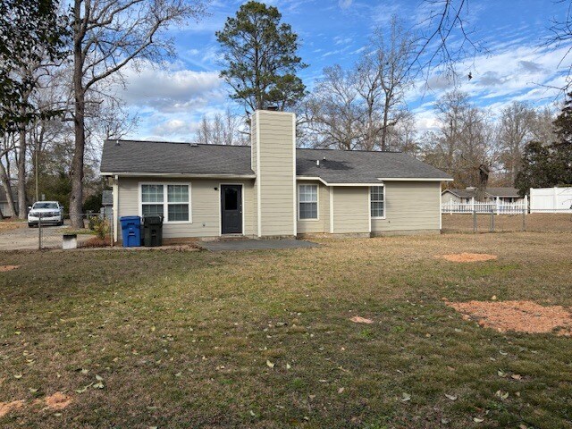 1009 Tate Dr in Dothan, AL - Building Photo - Building Photo