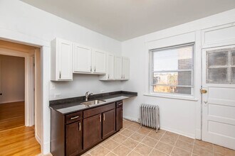 4424 N St Louis Ave in Chicago, IL - Building Photo - Building Photo