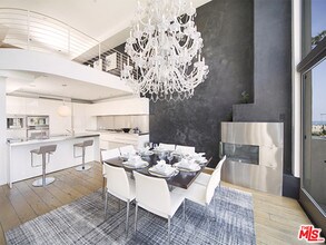 11 Marine Terrace-Unit -4 in Santa Monica, CA - Building Photo - Building Photo