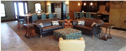 The Plaza of Webb City in Webb City, MO - Building Photo - Interior Photo