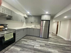 1125 Durno Crt in Milton, ON - Building Photo - Building Photo