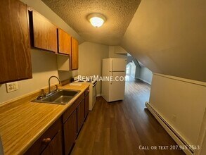 85 Second St. Unit in Bangor, ME - Building Photo - Building Photo