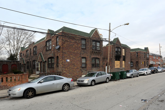 Richfield Gardens in Upper Darby, PA - Building Photo - Building Photo