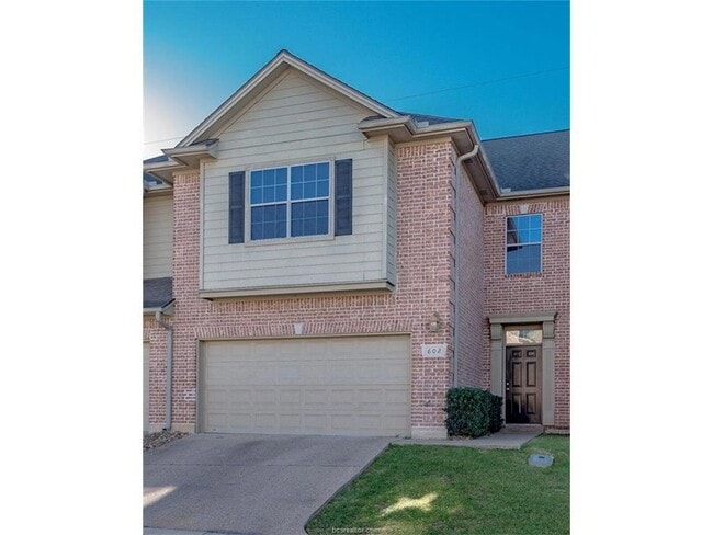 1425 W Villa Maria Rd