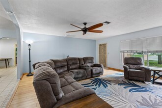 120 43rd St NW in Bradenton, FL - Building Photo - Building Photo