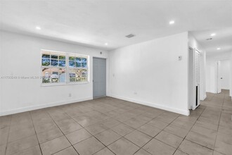 11790 SW 34th St in Miami, FL - Building Photo - Building Photo