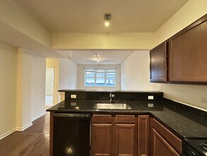 4217 W Irving Park Rd in Chicago, IL - Building Photo - Building Photo