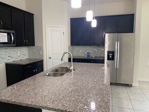 11507 Charnock Dr in Windermere, FL - Building Photo - Building Photo