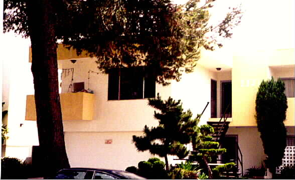 3831 Motor Ave in Culver City, CA - Building Photo - Building Photo