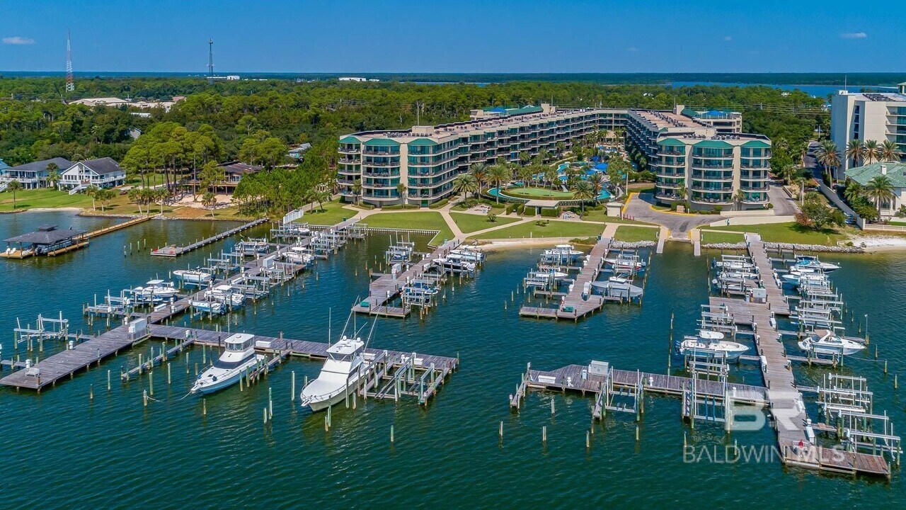 27580 Canal Rd in Orange Beach, AL - Building Photo