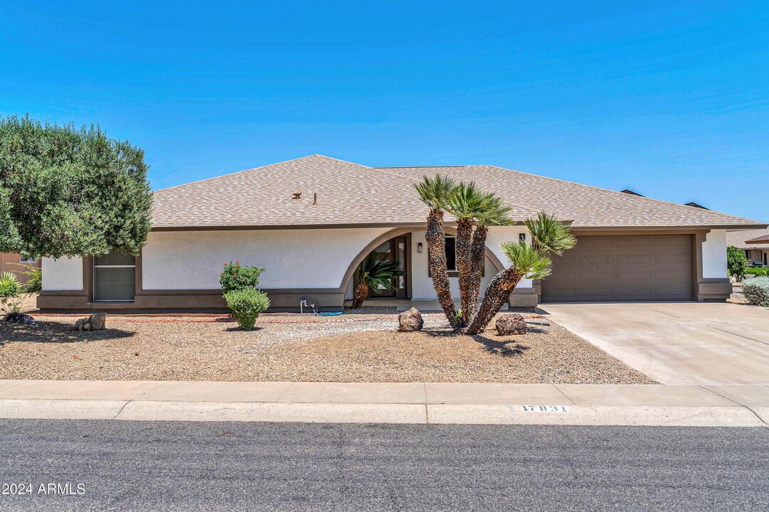 17831 N 130th Ave in Sun City West, AZ - Building Photo