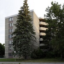 Presland Tower in Ottawa, ON - Building Photo - Building Photo