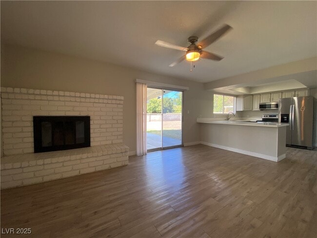 property at 4765 E Mohave Ave