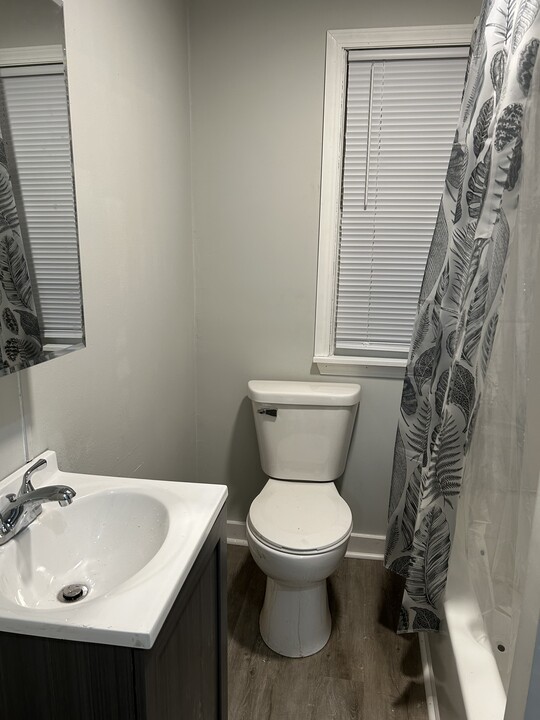 922 S Spring St in Mishawaka, IN - Building Photo