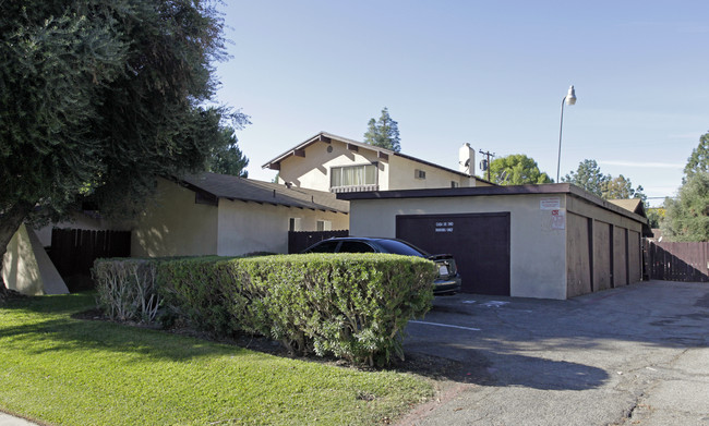 305-311 Stillman Ave in Upland, CA - Building Photo - Building Photo