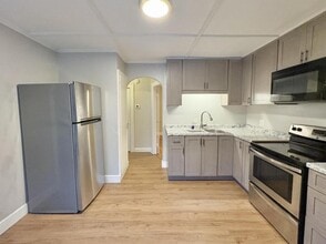 43 Washington St in Waterville, ME - Building Photo - Building Photo