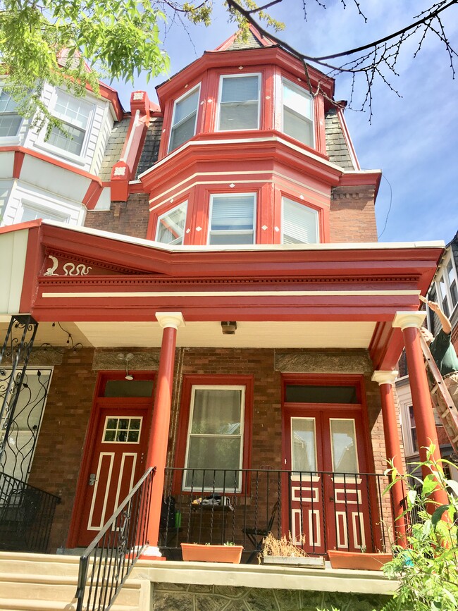 4729 Hazel Ave, Unit 2F in Philadelphia, PA - Building Photo - Building Photo
