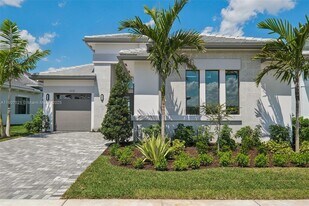 13131 Feathering Wy in Palm Beach Gardens, FL - Building Photo