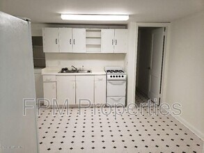 6348 Hyde Grove Ave in Jacksonville, FL - Building Photo - Building Photo