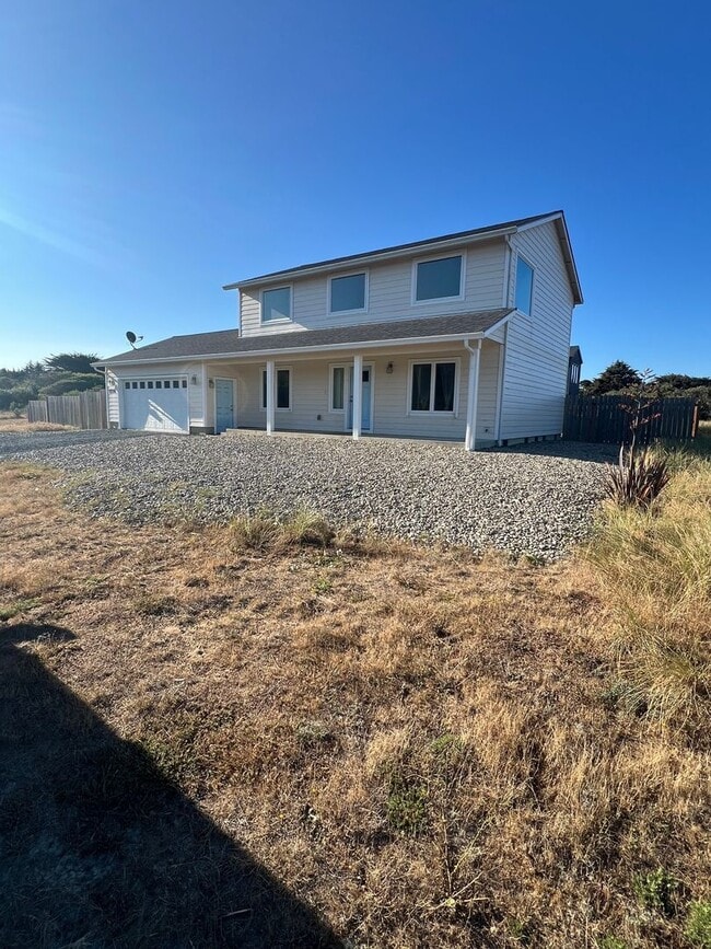 87126 Beach Ln in Bandon, OR - Building Photo - Building Photo
