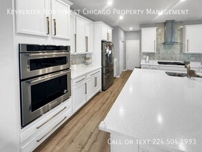 142 Roslyn Pl in Bloomingdale, IL - Building Photo - Building Photo