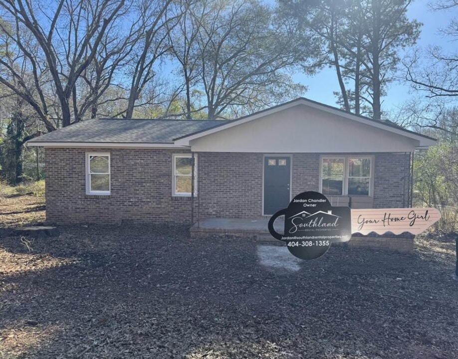 1223 Spring St in Thomaston, GA - Building Photo